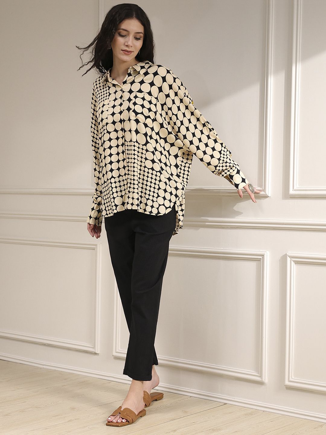 Geometric Printed Long Sleeves Spread Collar Shirt