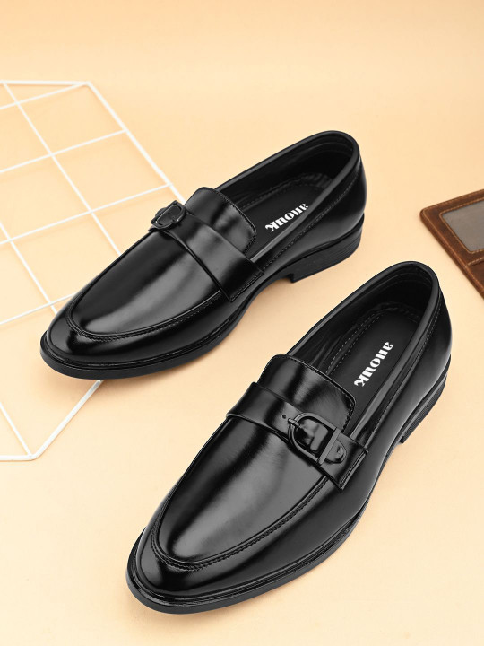 Men Solid Formal Loafers