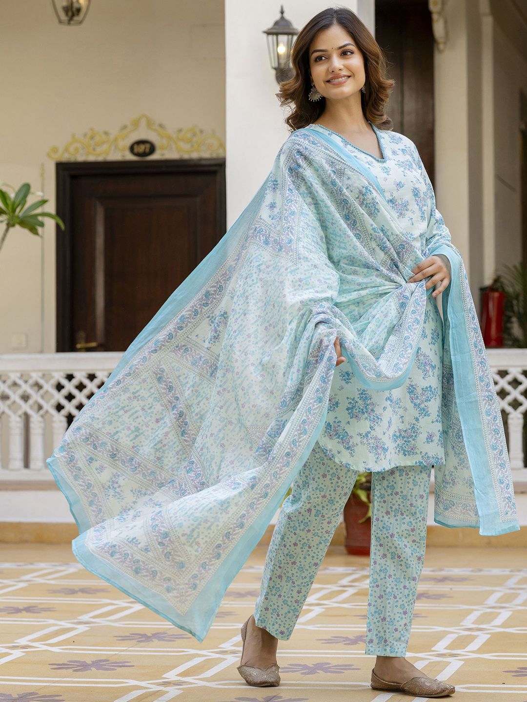 Floral Printed Pure Cotton Straight Kurta With Trousers & Dupatta